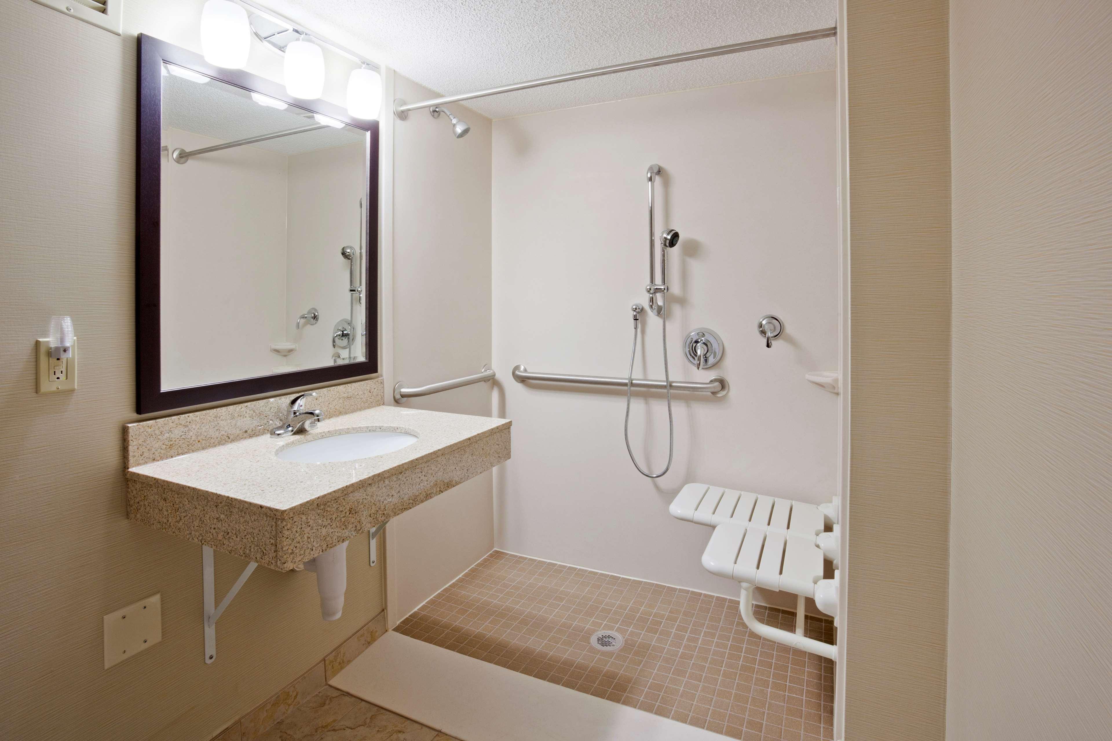 Best Western Plus St. Paul North/Shoreview Exteriör bild