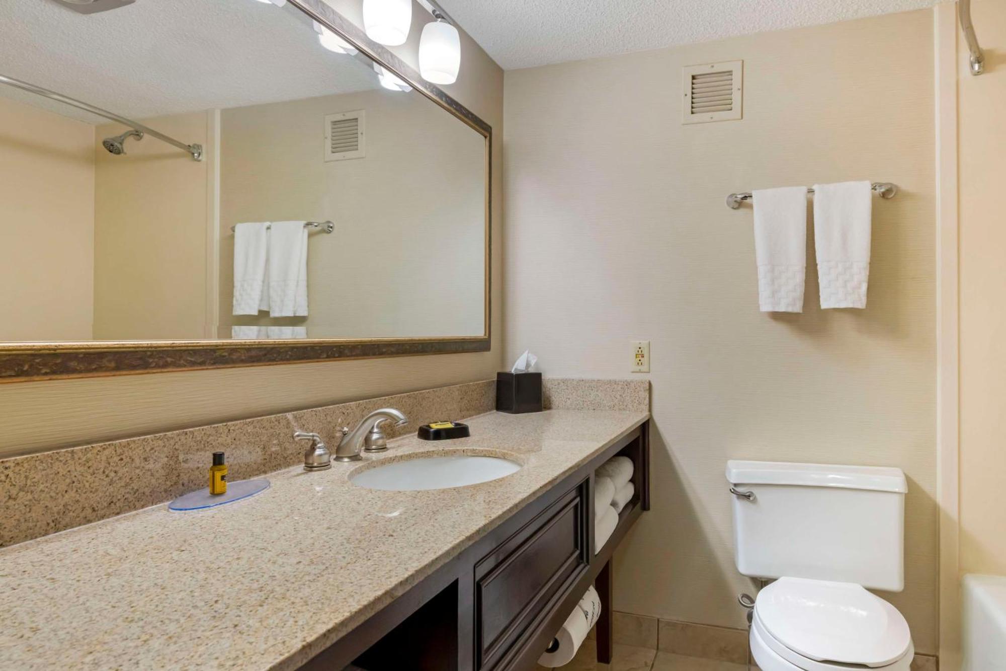 Best Western Plus St. Paul North/Shoreview Exteriör bild